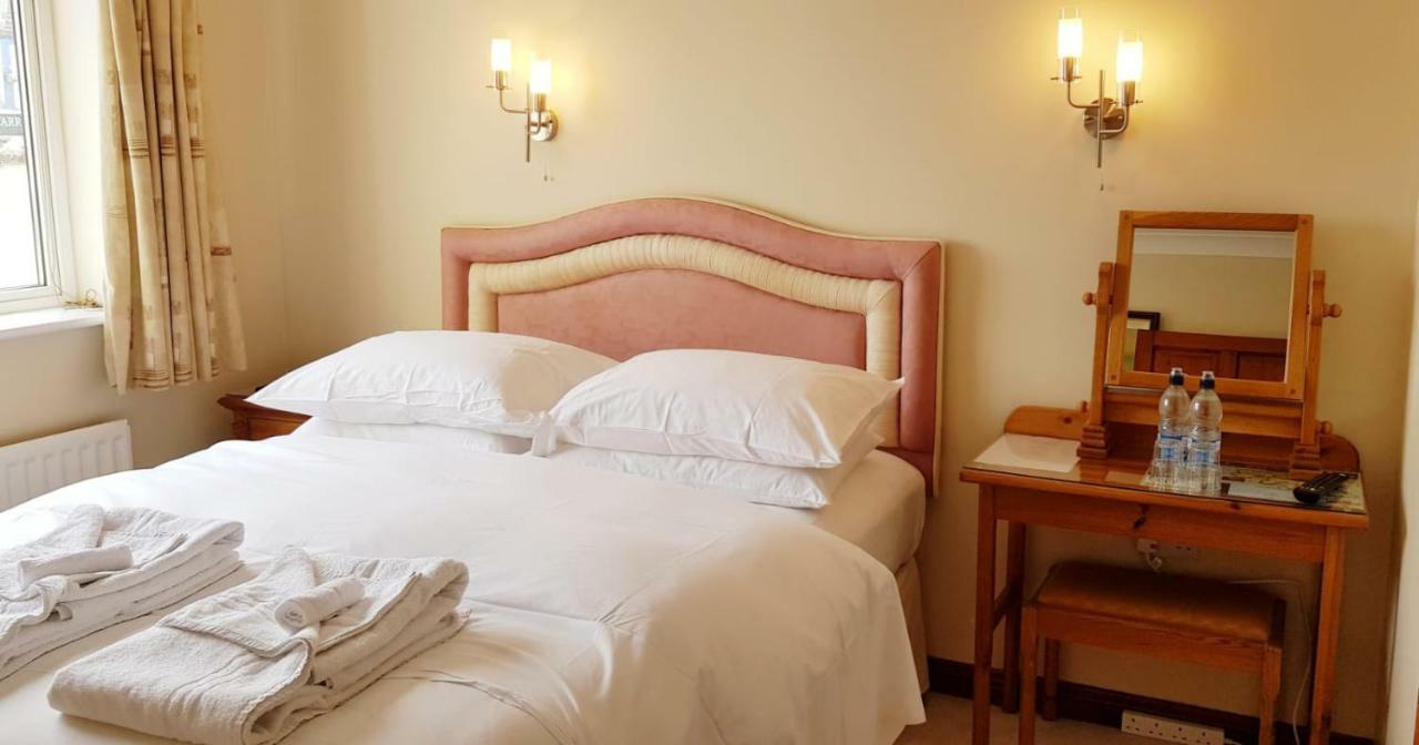 Claremount House B&B Голуей Екстериор снимка